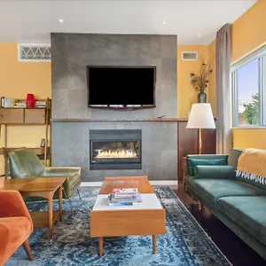 Violetsuitespdx Boutique Hotel Portland